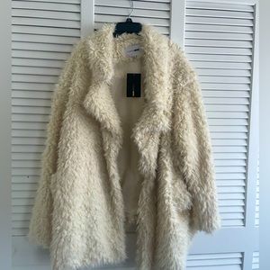 Women’s Cream/Off White Fashion Nova Faux Fur Jacket Size 3X